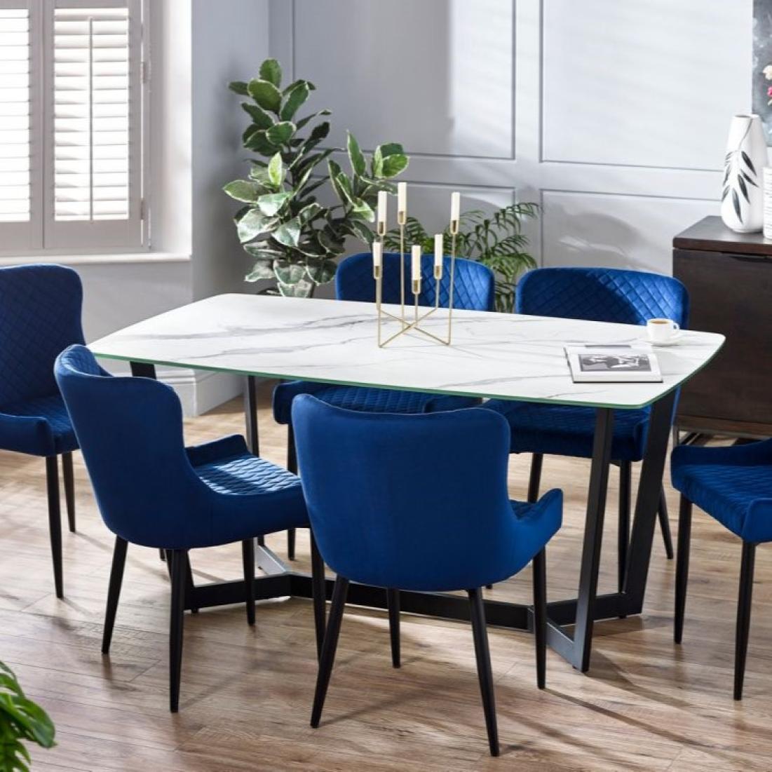 Olympus Dining Set